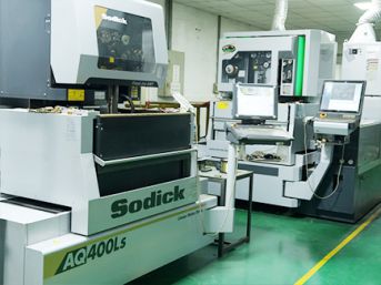 Laboratorio di costruzione stampi