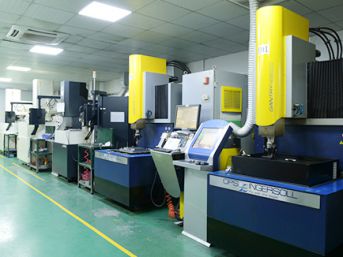 Laboratorio di costruzione stampi