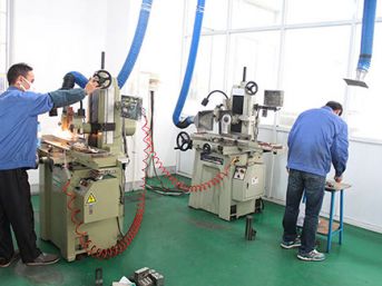 Laboratorio di costruzione stampi