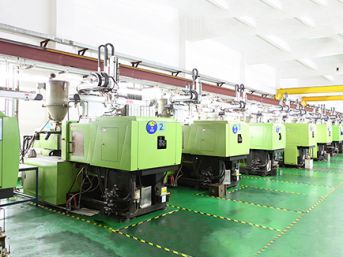 Laboratorio di stampaggio ad iniezione plastica