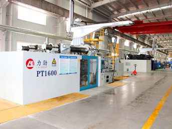 Laboratorio di stampaggio ad iniezione plastica