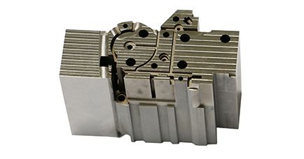 Componenti e inserti di ricambio per stampi